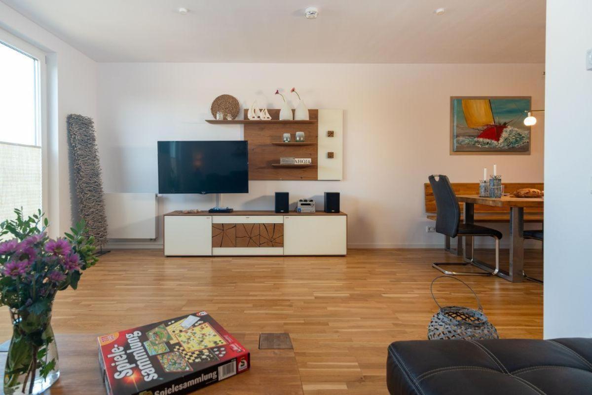 Haus-Wilhelmsplatz-Wohnung-Heimathafen Гайлігенгафен Екстер'єр фото